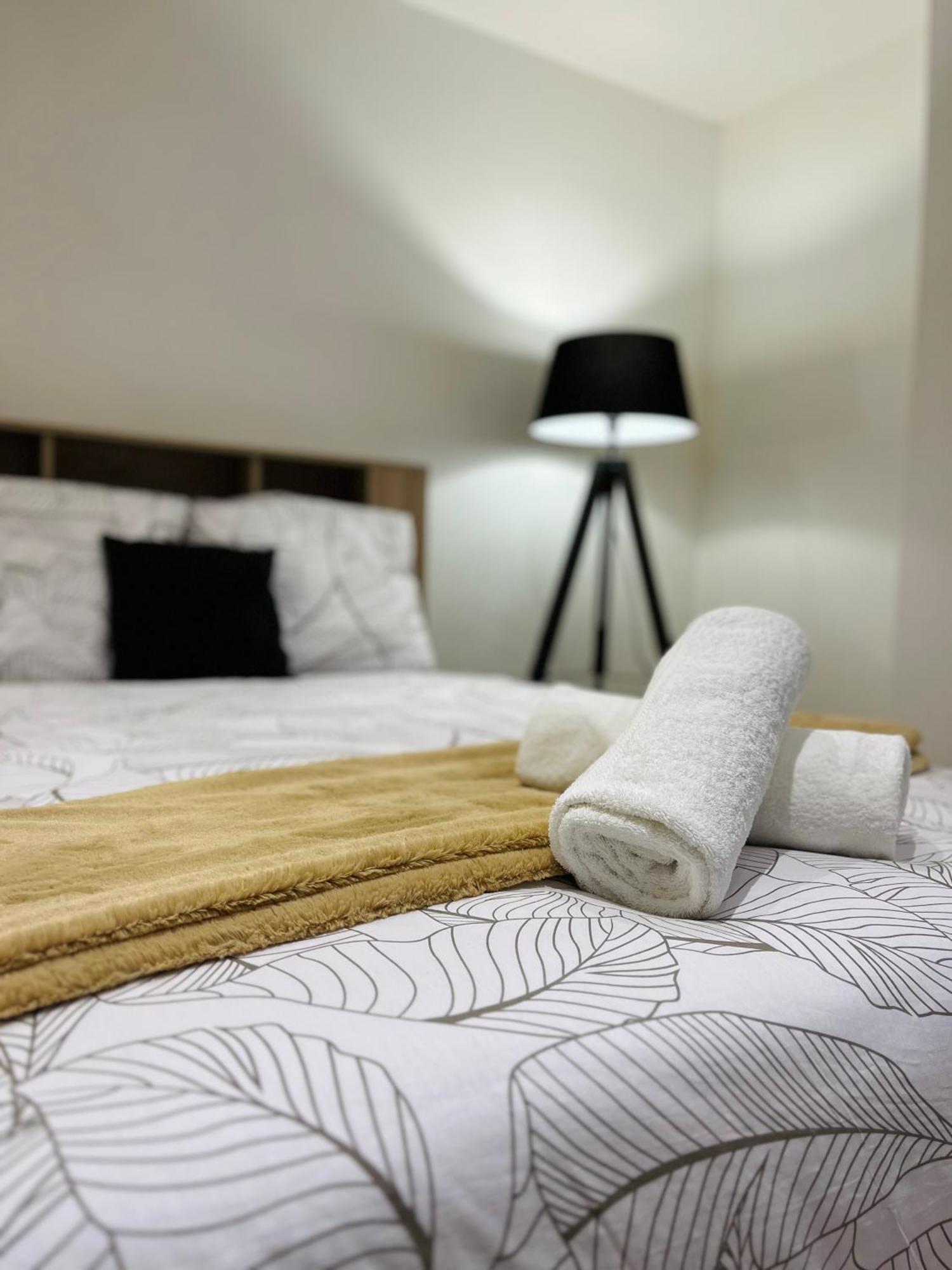 Апартаменты La Ruche Arrageoise - Parking Gratuit - Cozy - Grand Lit - Long Sejour Аррас Экстерьер фото